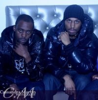 Jak Frost & Receiver chillin' on the Frontline